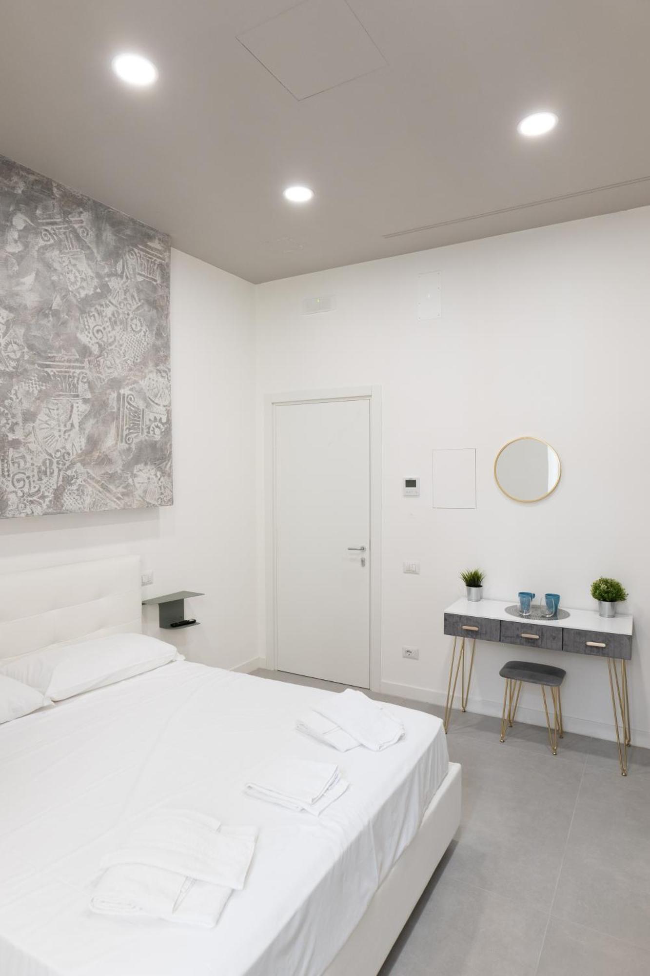 Relais Palazzo Nizza - Luxotel & Apartotel Salerno Zewnętrze zdjęcie