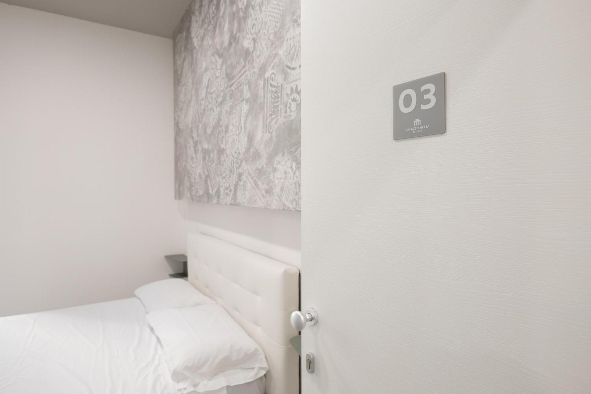 Relais Palazzo Nizza - Luxotel & Apartotel Salerno Zewnętrze zdjęcie