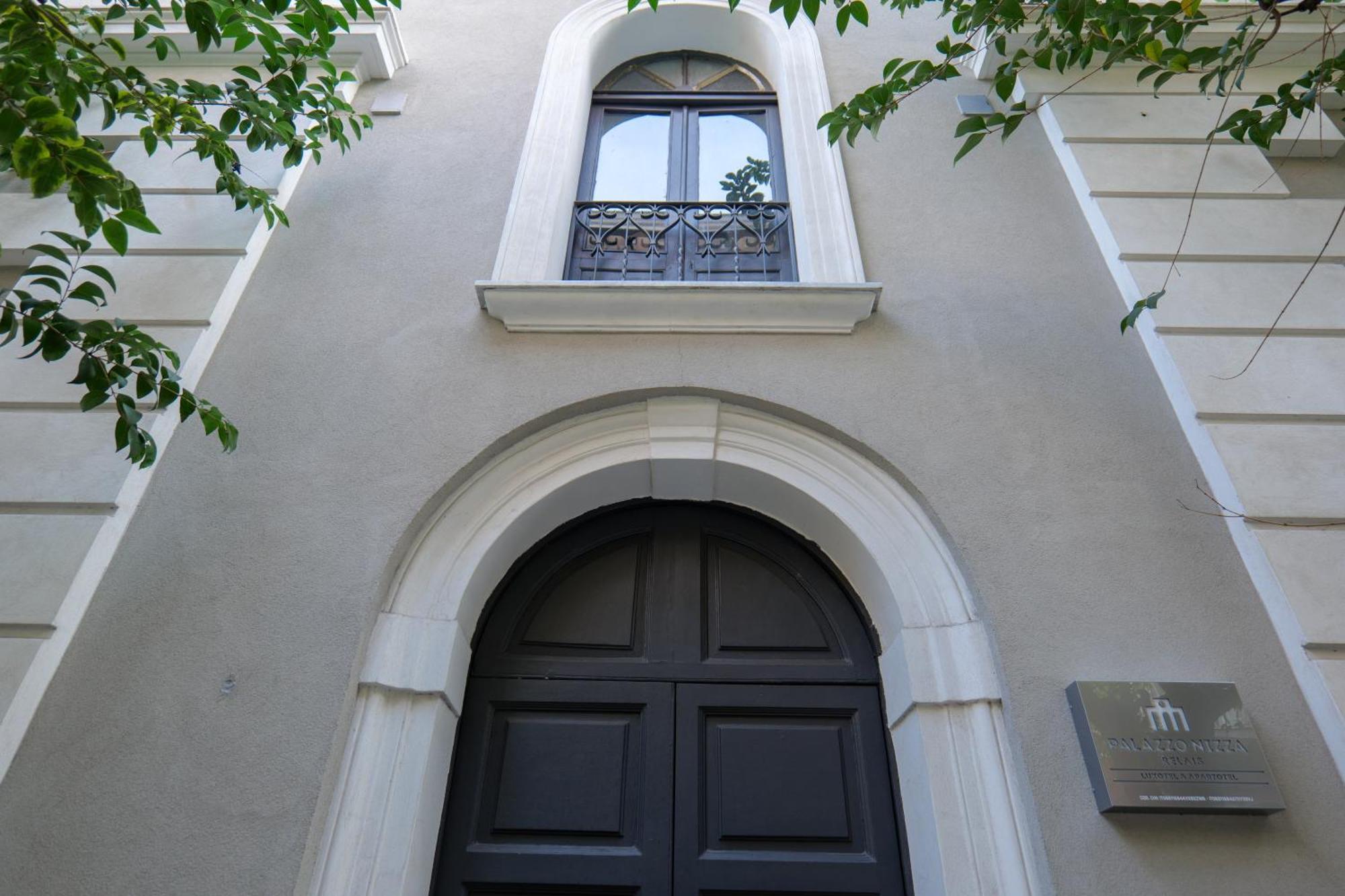 Relais Palazzo Nizza - Luxotel & Apartotel Salerno Zewnętrze zdjęcie